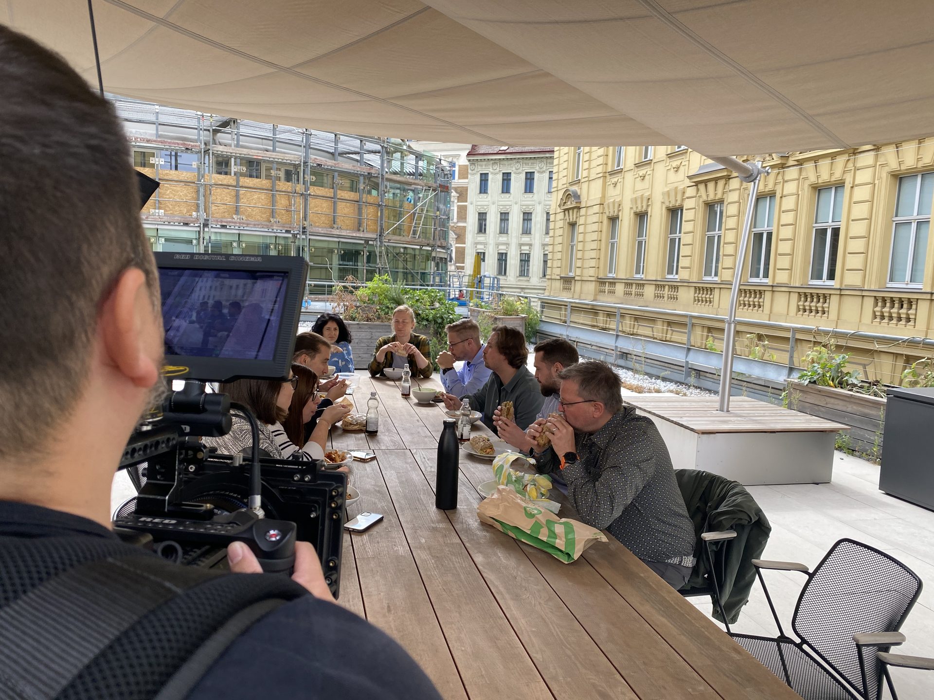 Wie finde ich die besten vertikalen Stockvideos für TikTok?