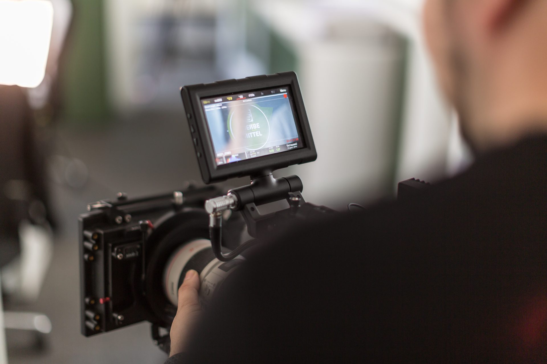 Filter und Brand Look. Stockvideos professionell anpassen
